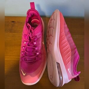 Pink Nike Air Max W11